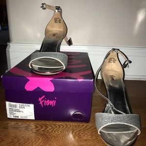 Women’s Silver Heels